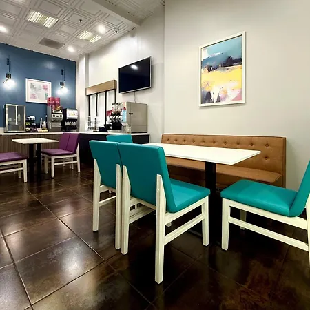 Best Western Plus Suites Hotel - LAX Airport LA Stadium-2
